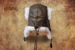 Czapka pilotka z królika naturalnego 
Biała — Traper