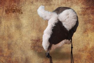 Czapka pilotka z królika naturalnego 
Biała — Traper