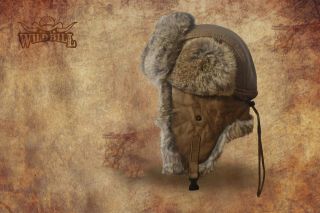 Czapka Pilotka z królika naturalnego 
Szara — Traper
